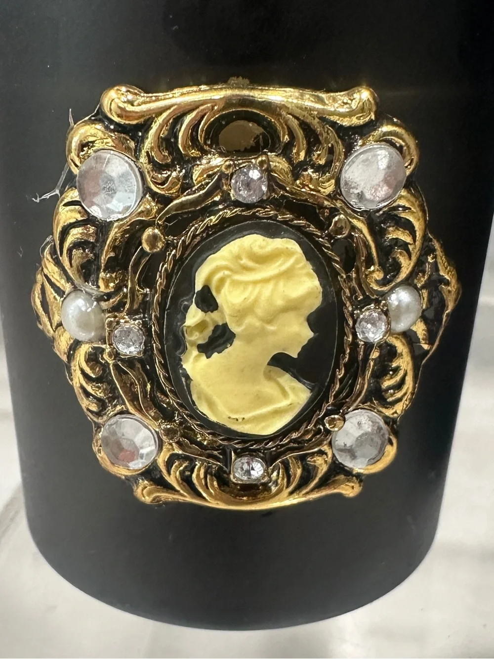 Handmade Black & Gold Soy Candle Set of 3 - Elegant Cameo Design